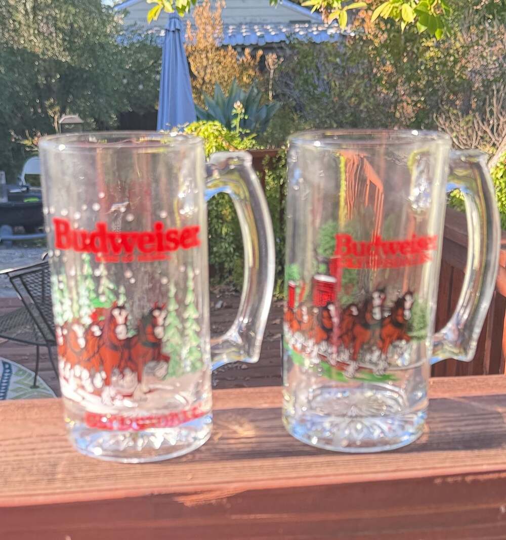 VTG Budweiser Holiday Glass Beer Mug Stein Set of 2 Different-Great Condition!